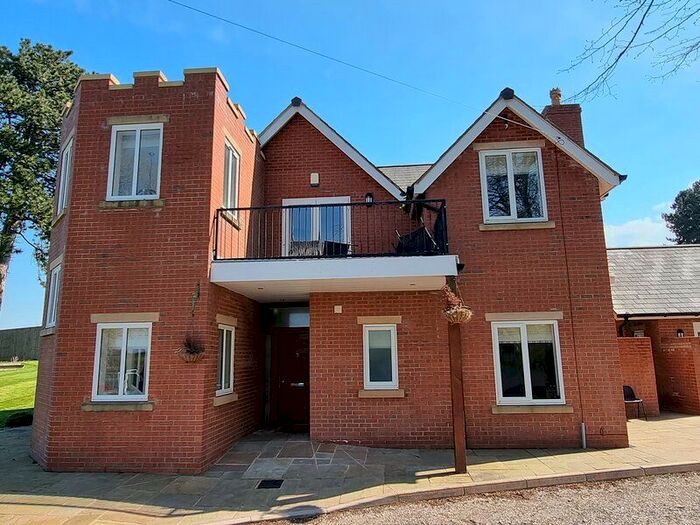 4 Bedroom Detached House To Rent In Gainsborough Park, Abergele, LL22