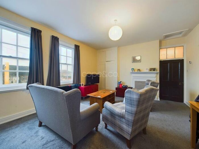 1 Bedroom Apartment To Rent In Walpole House, Lichfield Street, Burton-On-Trent, Staffordshire, DE14