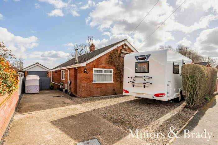 2 Bedroom Detached Bungalow For Sale In Wensum Road, Lyng, Norwich, NR9