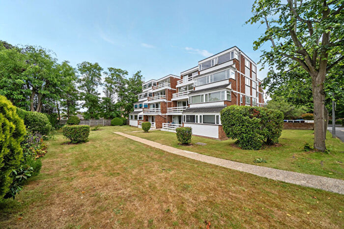 2 Bedroom Apartment For Sale In Westmoreland Road, Bromley, BR2