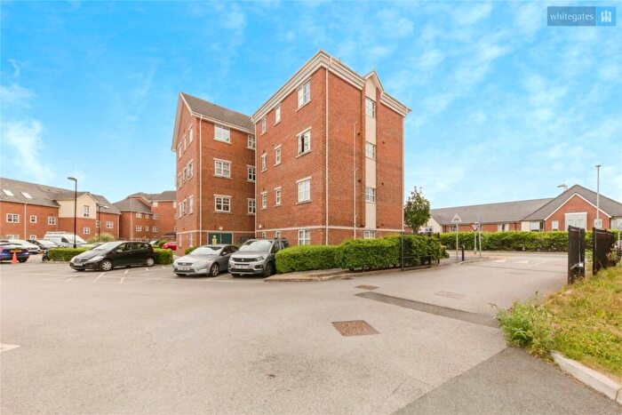 2 Bedroom Apartment For Sale In Partridge Close, Crewe, Cheshire, CW1