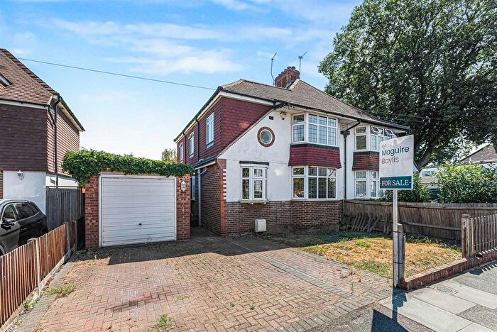 4 Bedroom Semi Detached House For Sale In Bourne Vale, Hayes, BR2
