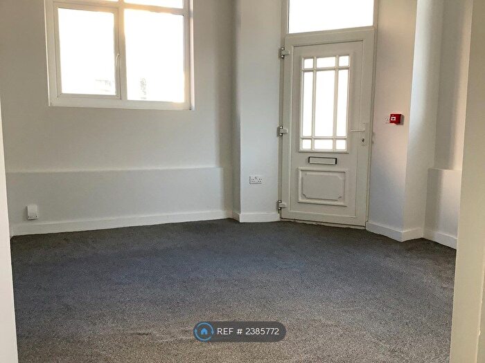 1 Bedroom Flat To Rent In Wolsdon Street, Plymouth, PL1