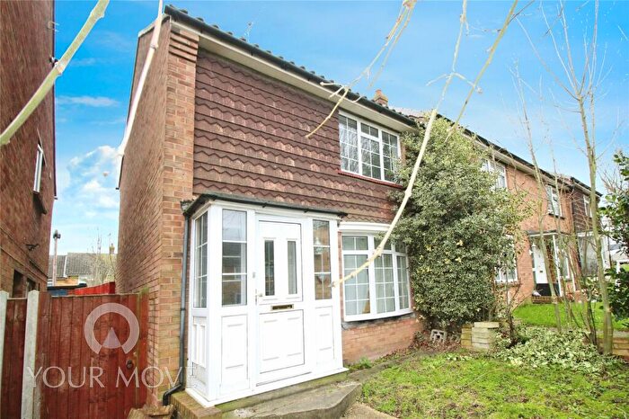 2 Bedroom House To Rent In Mitchell Walk, Swanscombe, Kent, DA10