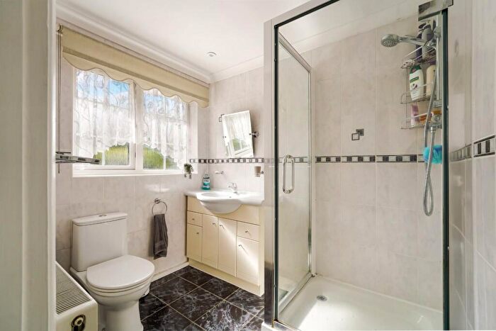 4 Bedroom Detached Bungalow For Sale In Green Lane, Lower Kingswood, Tadworth, KT20