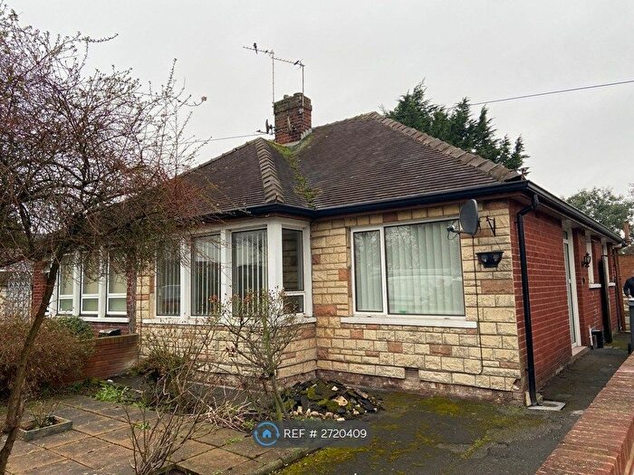 2 Bedroom Bungalow To Rent In Preston Old Road, Blackpool, FY3