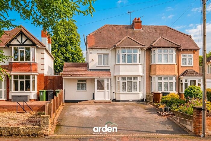 4 Bedroom Semi-Detached House For Sale In Studley Road, Redditch, B98