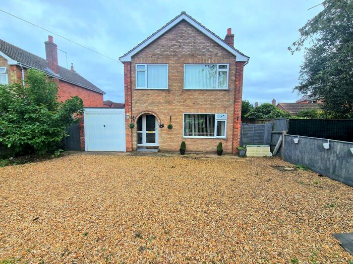 3 Bedroom Detached House To Rent In Manor Drive, Holbeach, Spalding, Lincolnshire, PE12