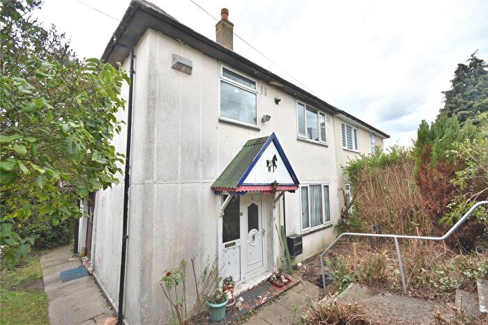 3 Bedroom Semi-Detached House For Sale In Mill Green Place, Leeds, West Yorkshire, LS14