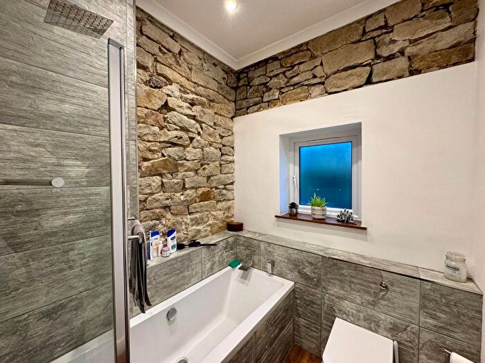 2 Bedroom End Of Terrace House For Sale In Lowerhouse Lane, Burnley, BB12