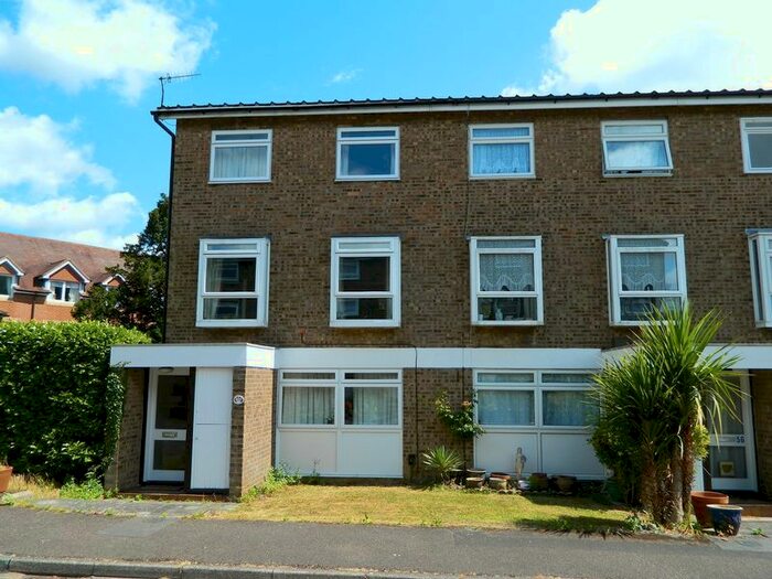 3 Bedroom End Of Terrace House To Rent In Tulip Tree Close, Tonbridge, TN9