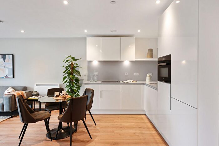 1 Bedroom Flat To Rent In The Lansdowne, Hagley Road, Birmingham, B16
