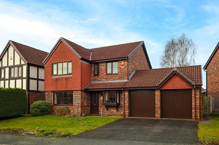 4 Bedroom Detached House For Sale In Mornant Avenue, Hartford, CW8