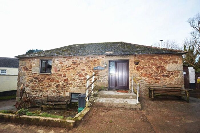 2 Bedroom Barn Conversion To Rent In Crowlas, Penzance, TR20