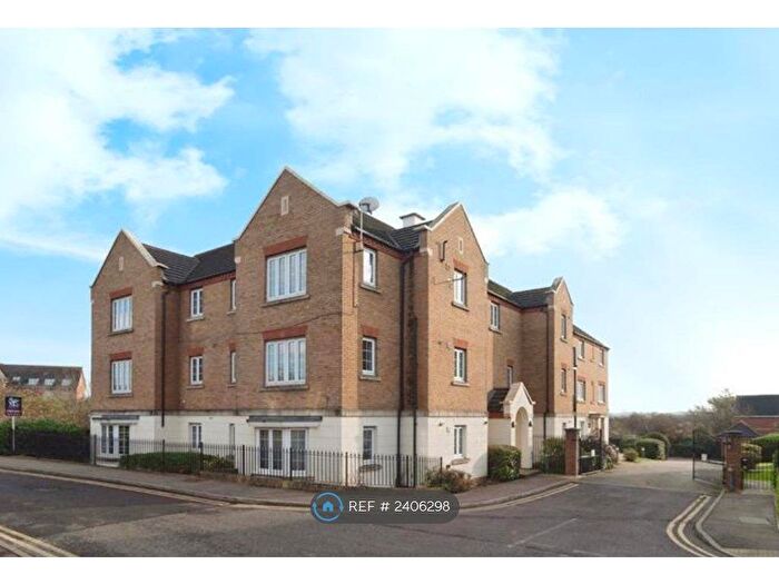 1 Bedroom Flat To Rent In Philip Sidney Court, Chafford Hundred, Grays, RM16