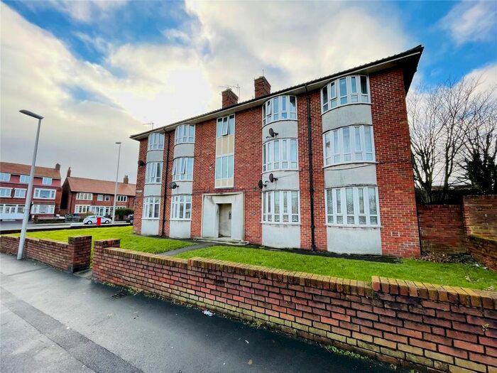 Houses for sale & to rent in FY2 9LZ, Bryning Avenue, Bispham Blackpool