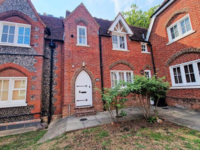 1 Bedroom Terraced House To Rent In St Dunstan`s Terrace, CT2