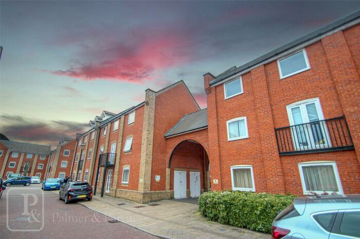 3 Bedroom Apartment To Rent In Meachen Road, Colchester, Essex, CO2
