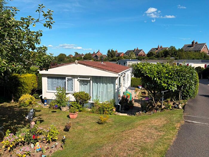 2 Bedroom Detached Bungalow For Sale In Orchard View Park, Herstmonceux, Hailsham, BN27