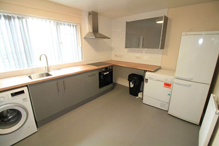 2 Bedroom Flat To Rent In North Sherwood Street, Nottingham, NG1