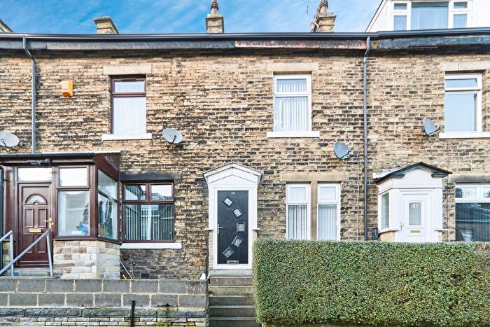 2 Bedroom Semi-Detached House For Sale In Farfield Terrace, Bradford, BD9