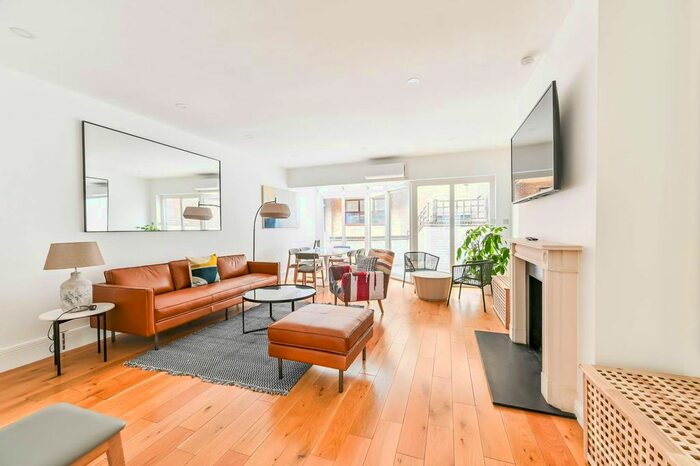 4 Bedroom Property To Rent In St Michaels Street, Bayswater, London, W2