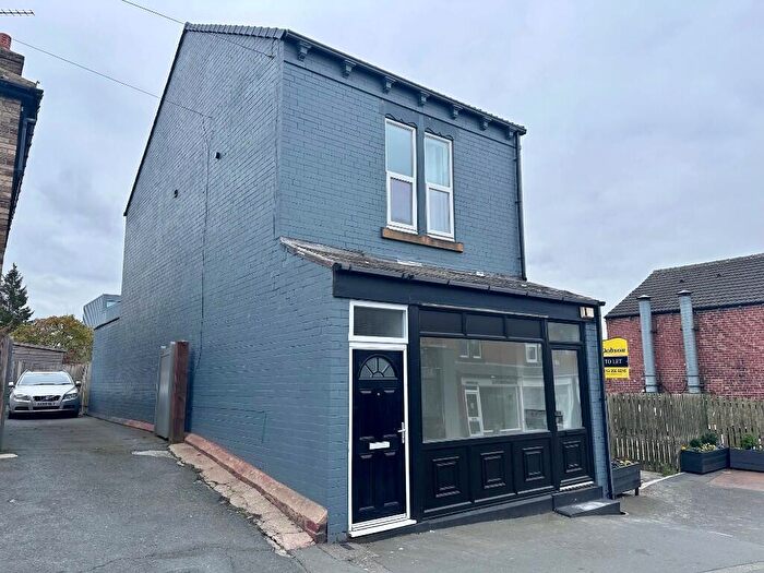 3 Bedroom Maisonette To Rent In Main Street, Leeds, West Yorkshire, LS25