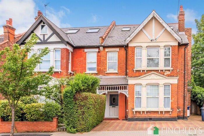 Studio To Rent In The Grove, Finchley Central, N3