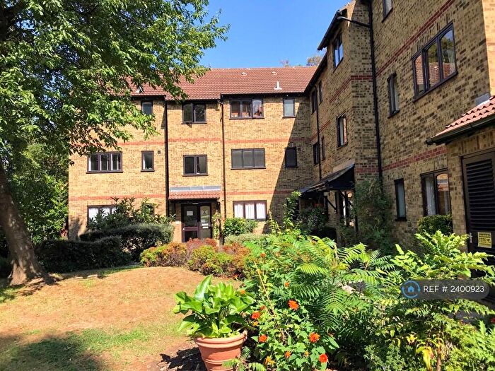 1 Bedroom Flat To Rent In Fillebrook Road, London, E11