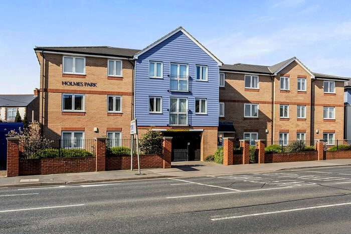 1 Bedroom Flat To Rent In Milton Road, Southsea, PO4