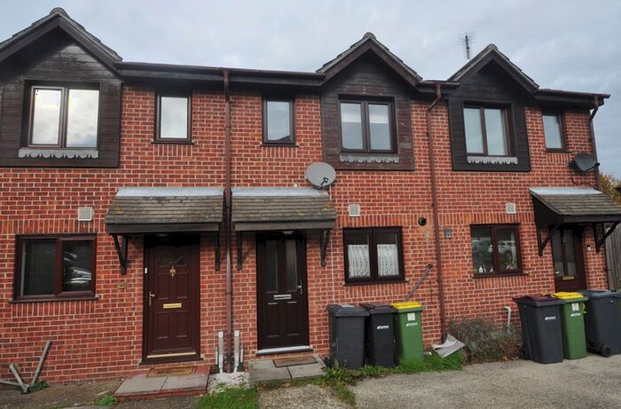 2 Bedroom Terraced House To Rent In Sandon Close, Rochford, SS4