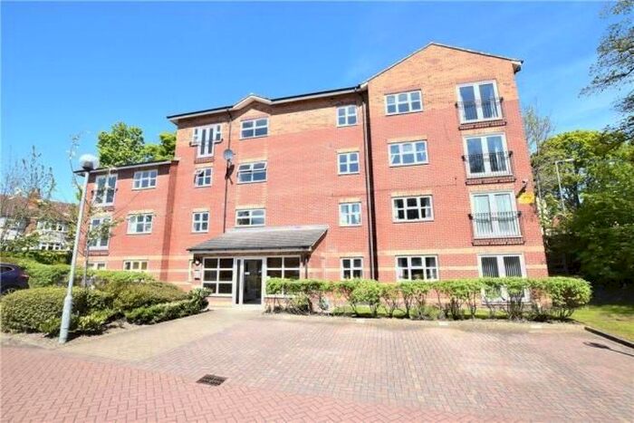 2 Bedroom Flat To Rent In Falkland Rise, Leeds, West Yorkshire, Uk, LS17