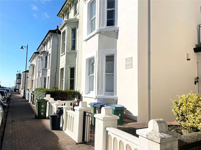 1 Bedroom Flat To Rent In Norfolk Road, Littlehampton, West Sussex, BN17