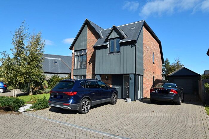 3 Bedroom Detached House For Sale In Pixie Way, New Romney, TN28