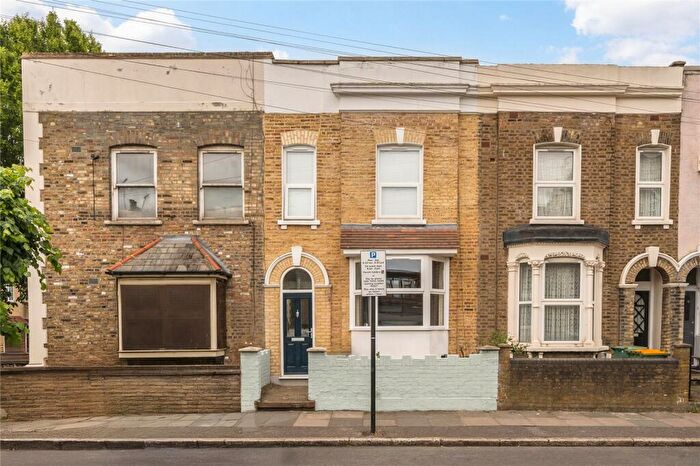 3 Bedroom House For Sale In Ham Park Road, London, E15