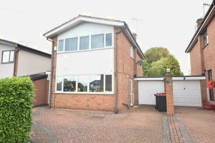 3 Bedroom Detached House To Rent In Dawn Close, Ness, CH64