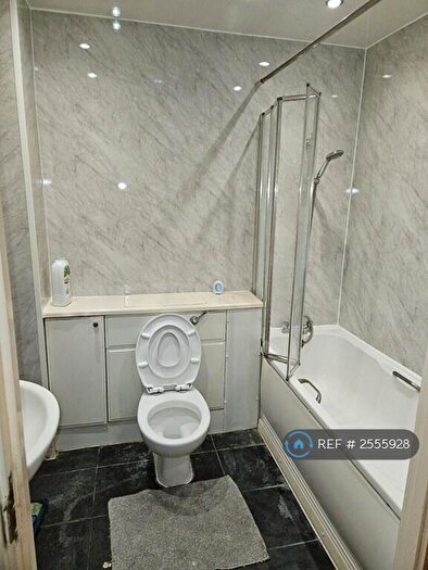 1 Bedroom Flat To Rent In Spectrum Tower, Ilford, IG1