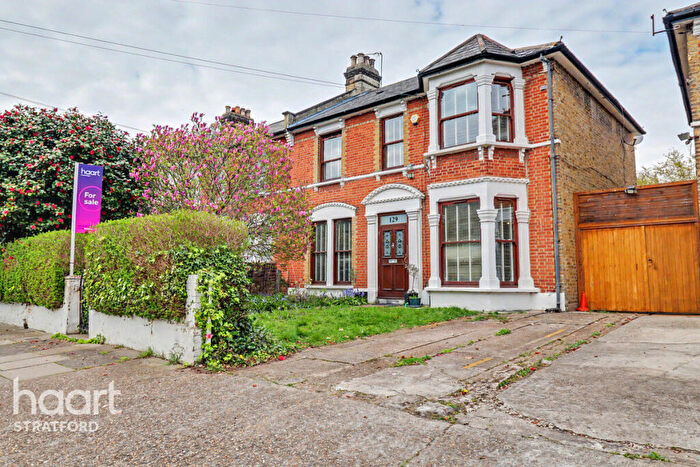 4 Bedroom Semi-Detached House For Sale In Windsor Road, Forest Gate, E7