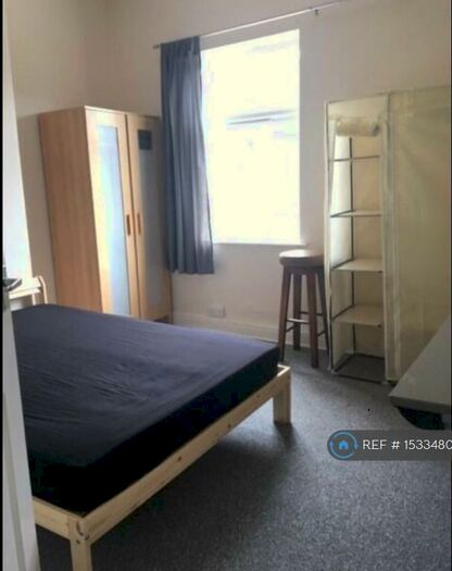 4 Bedroom Terraced House To Rent In Foley Street, Stoke-On-Trent, ST4