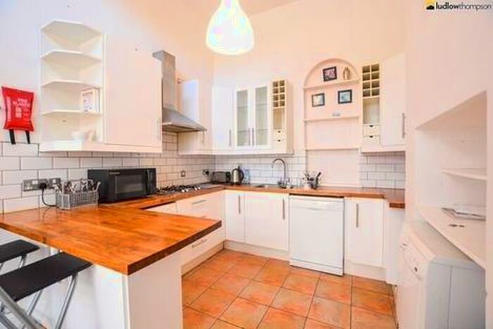 8 Bedroom Semi-Detached House To Rent In Barry Road, London, SE22