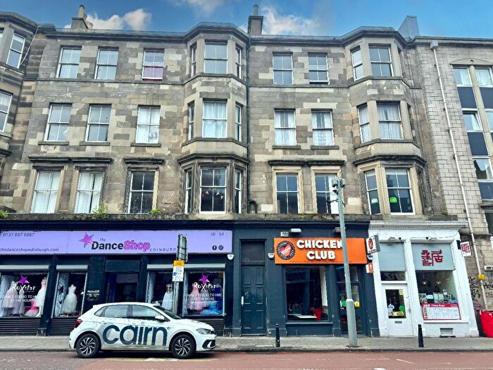 4 Bedroom Flat To Rent In South Clerk Street, Edinburgh, EH8