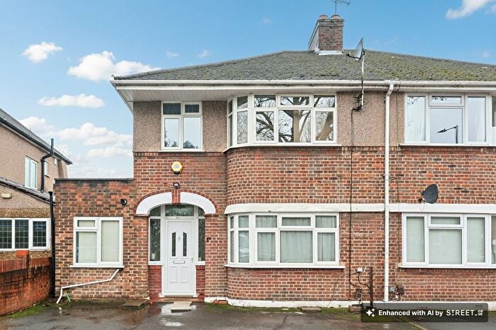 3 Bedroom Semi Detached House For Sale In Alexandra Avenue, Harrow, HA2