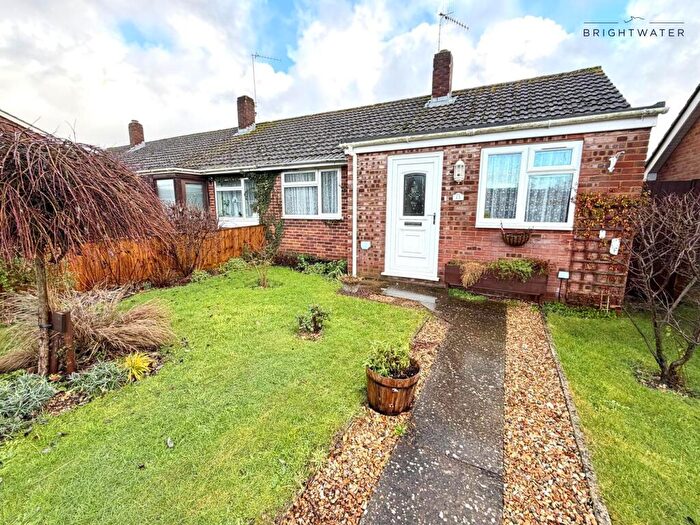 2 Bedroom Semi-Detached Bungalow For Sale In Gardner Road, Ringwood, BH24