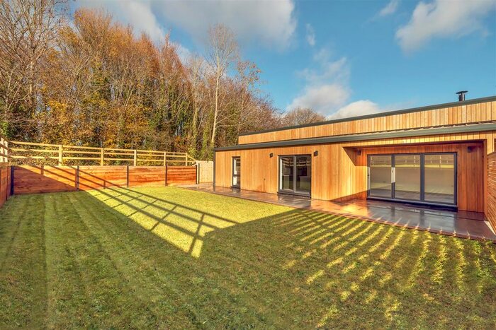 4 Bedroom Barn Conversion For Sale In North Perrott, Crewkerne, TA18