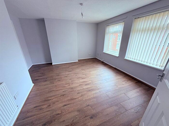 1 Bedroom Flat To Rent In Nelson Street, Newton-Le-Willows, WA12