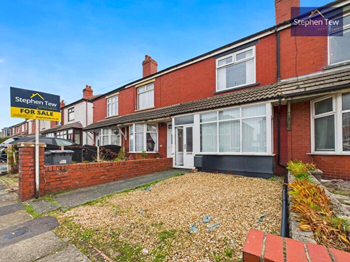 2 Bedroom Terraced House For Sale In Harris Avenue, Blackpool, FY1