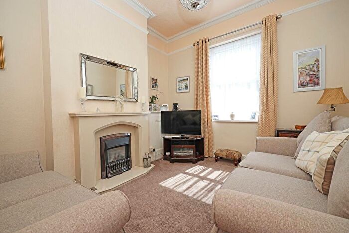 2 Bedroom End Of Terrace House For Sale In Lichfield Street, Stone, Staffordshire, ST15