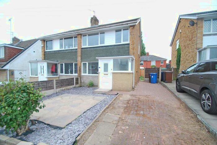 3 Bedroom Semi-Detached House To Rent In Holthouse Road, Tottington, Bury, BL8