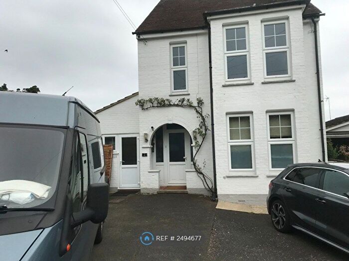 Studio To Rent In Long Rede Lane, Barming, Maidstone, ME16