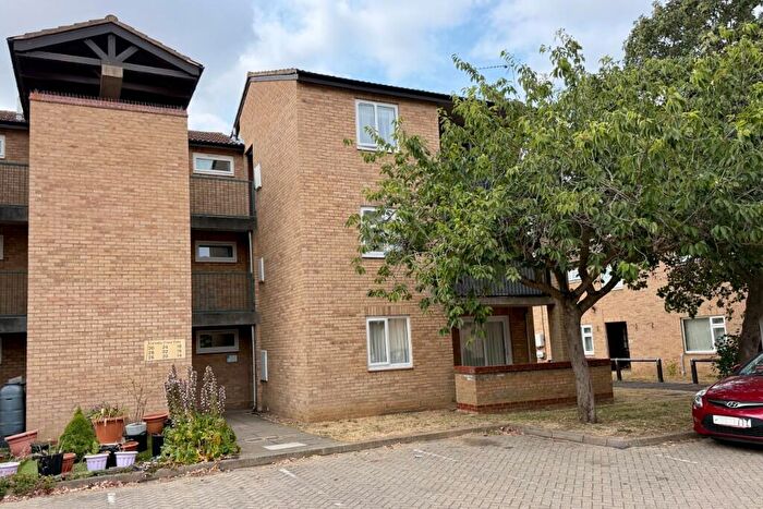 1 Bedroom Flat To Rent In Carnaby Close, Godmanchester, Huntingdon, Cambridgeshire, PE29